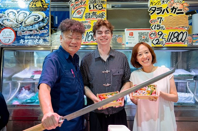Tokyo: Tsukiji Fish Market Food Culture Tour & Sushi Making Class